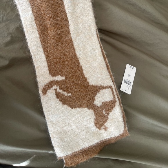 Anthropologie Dachsund scarf - Picture 3 of 3